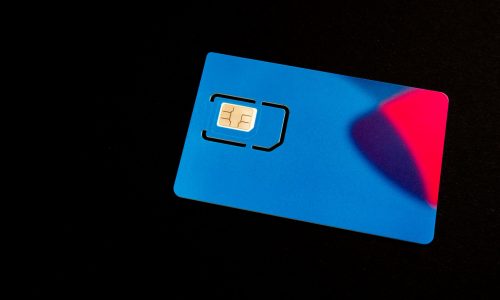 Escroquerie de l'échange de carte sim justice pénale France